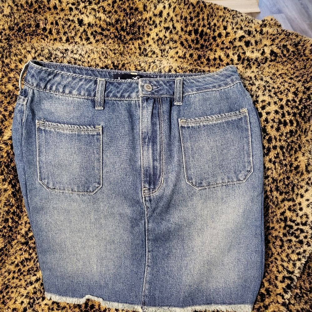 HOLLISTER JEAN SKIRT - Picture 1 of 4